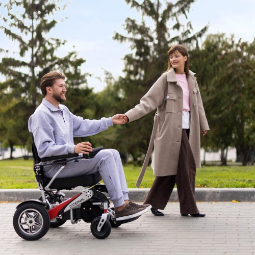 Легкая кресло-коляска с электроприводом Caterwil Ultra Lite-45 фото 7