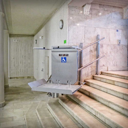 Наклонная подъемная платформа для инвалидов ИНВАПРОМ А310