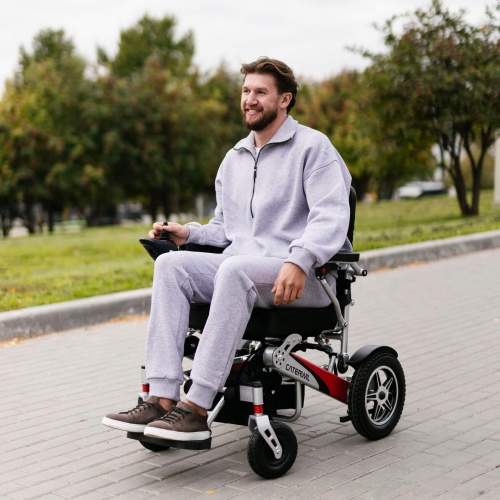 Легкая кресло-коляска с электроприводом Caterwil Ultra Lite-40 фото 8