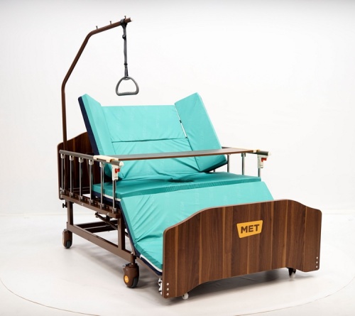 MET REMEKS XL 17003 Механическая кровать для лежачих больных с переворотом, туалетом и кардиокреслом
